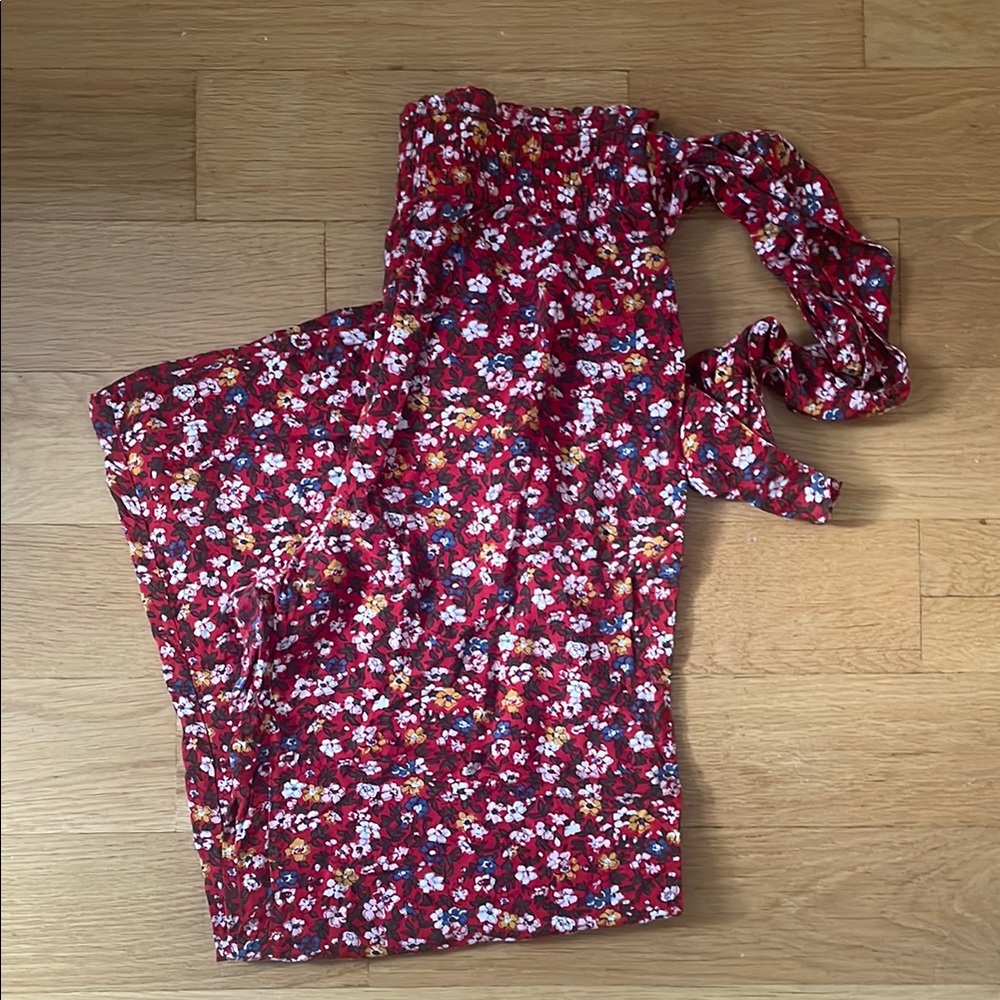 Abercrombie & Fitch Floral Red Pants